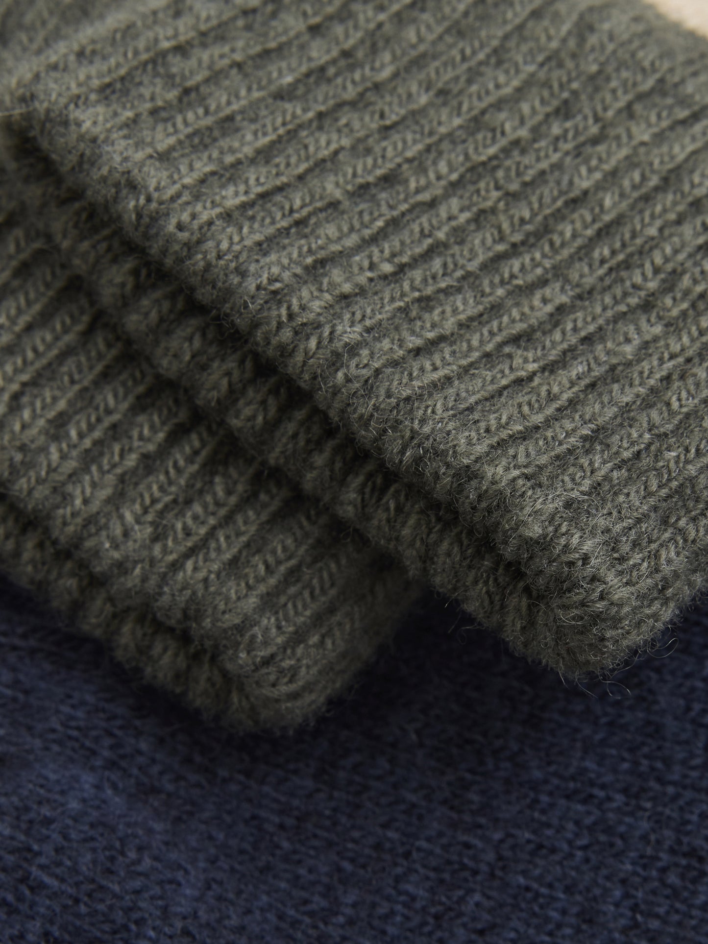 Celavi - uldluffer - Mulled Basil