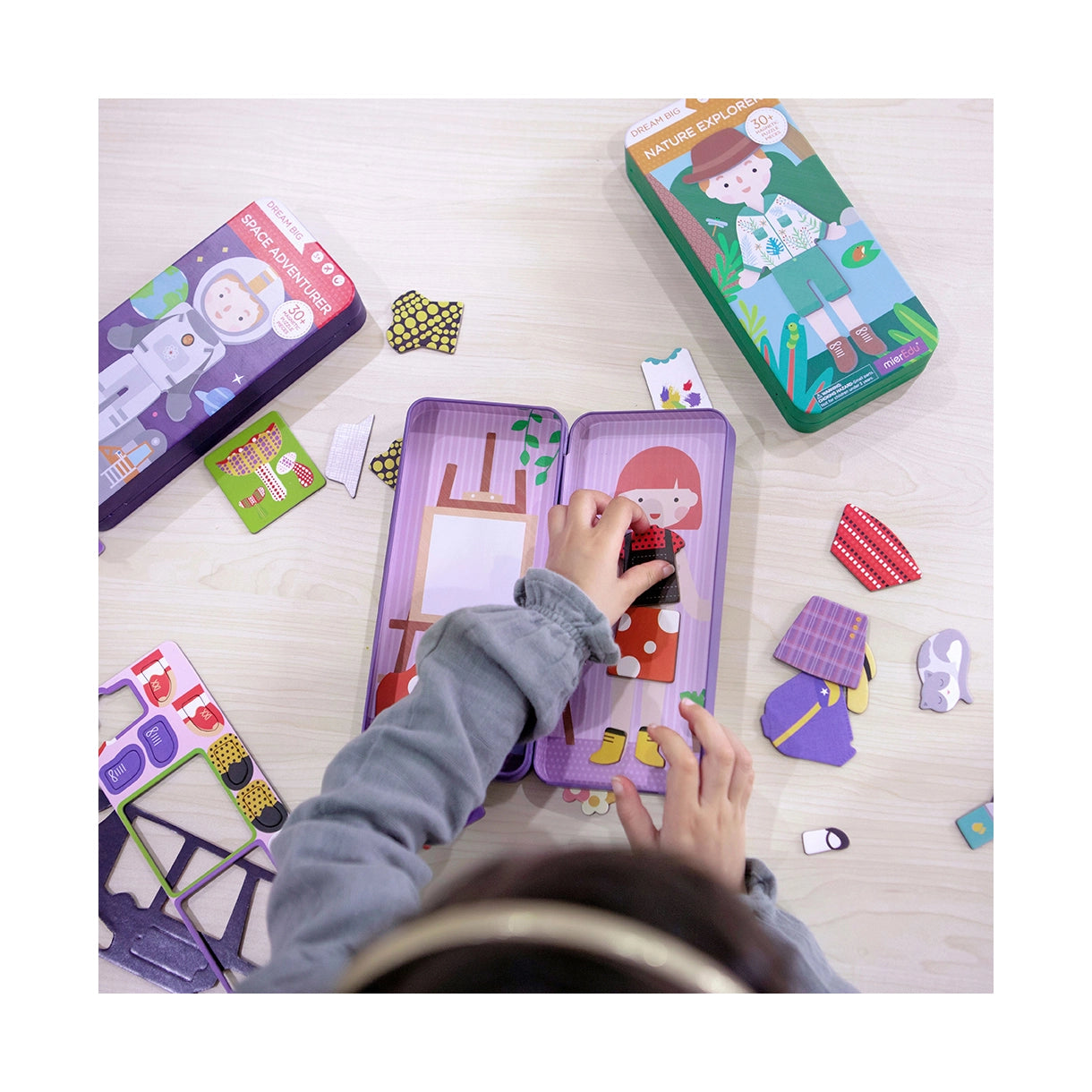 MierEdu - Magnetisk rejsesæt - Kunstner