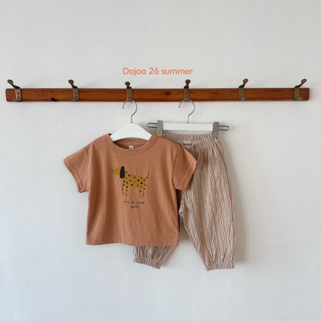 T-shirt & bukser sæt - hund