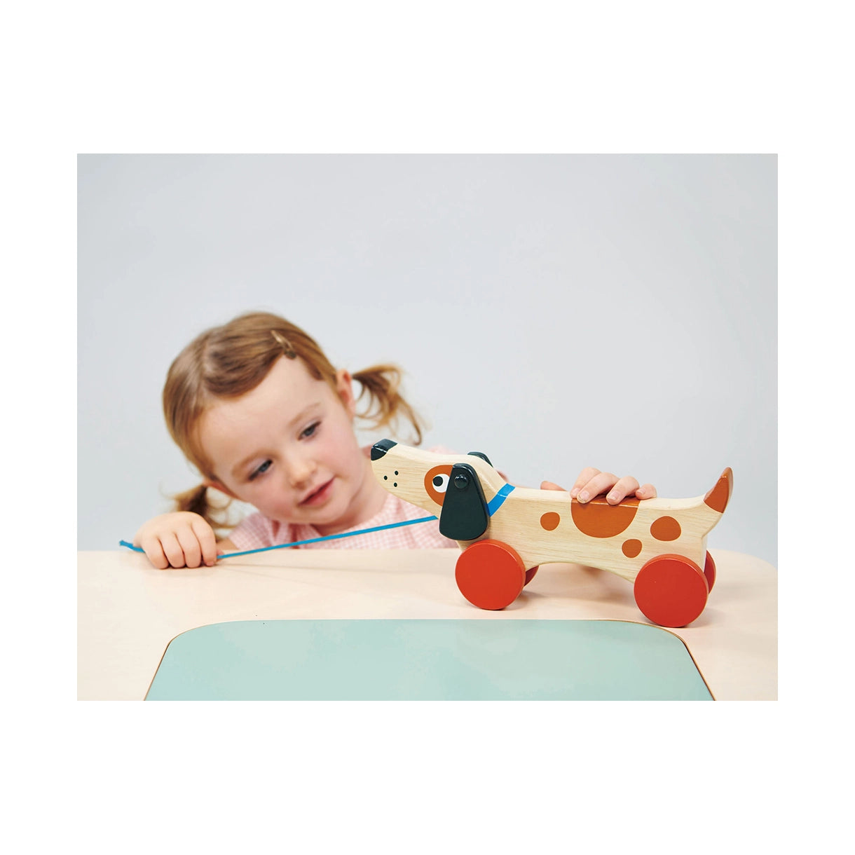 Mentari - Træklegetøj - Hundehvalp