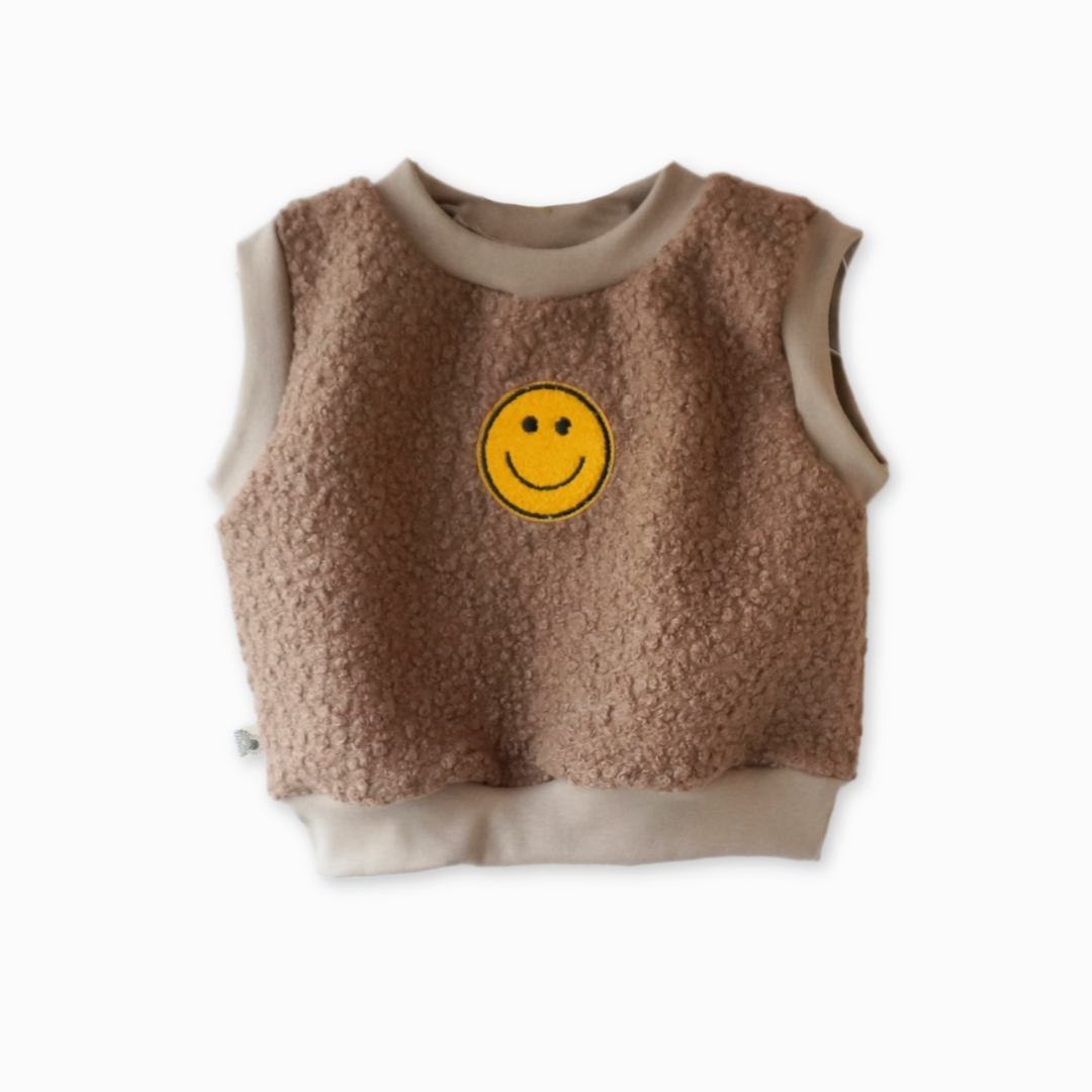 Gavin - vest - smiley